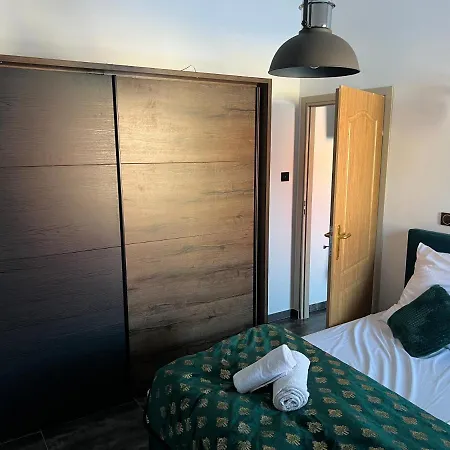 Slowianka-butelkowy Lejlighed